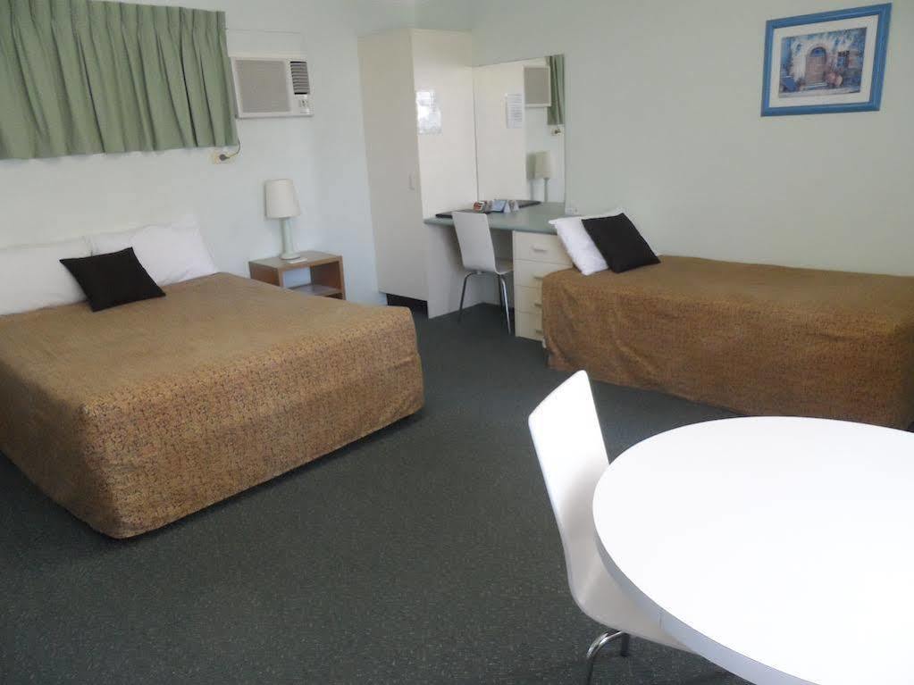Paramount Motel Brisbane Exterior photo